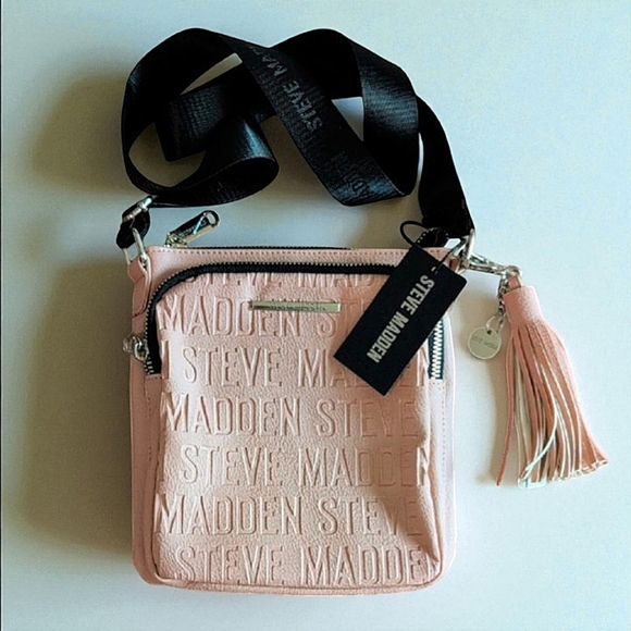 NEW Steve Madden BGlamm Blush Logo Crossbody Bag with Tassel - Picture 13 of 13
